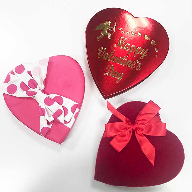 Photo of 7 Ounce Heart Box - Assorted Chocolate