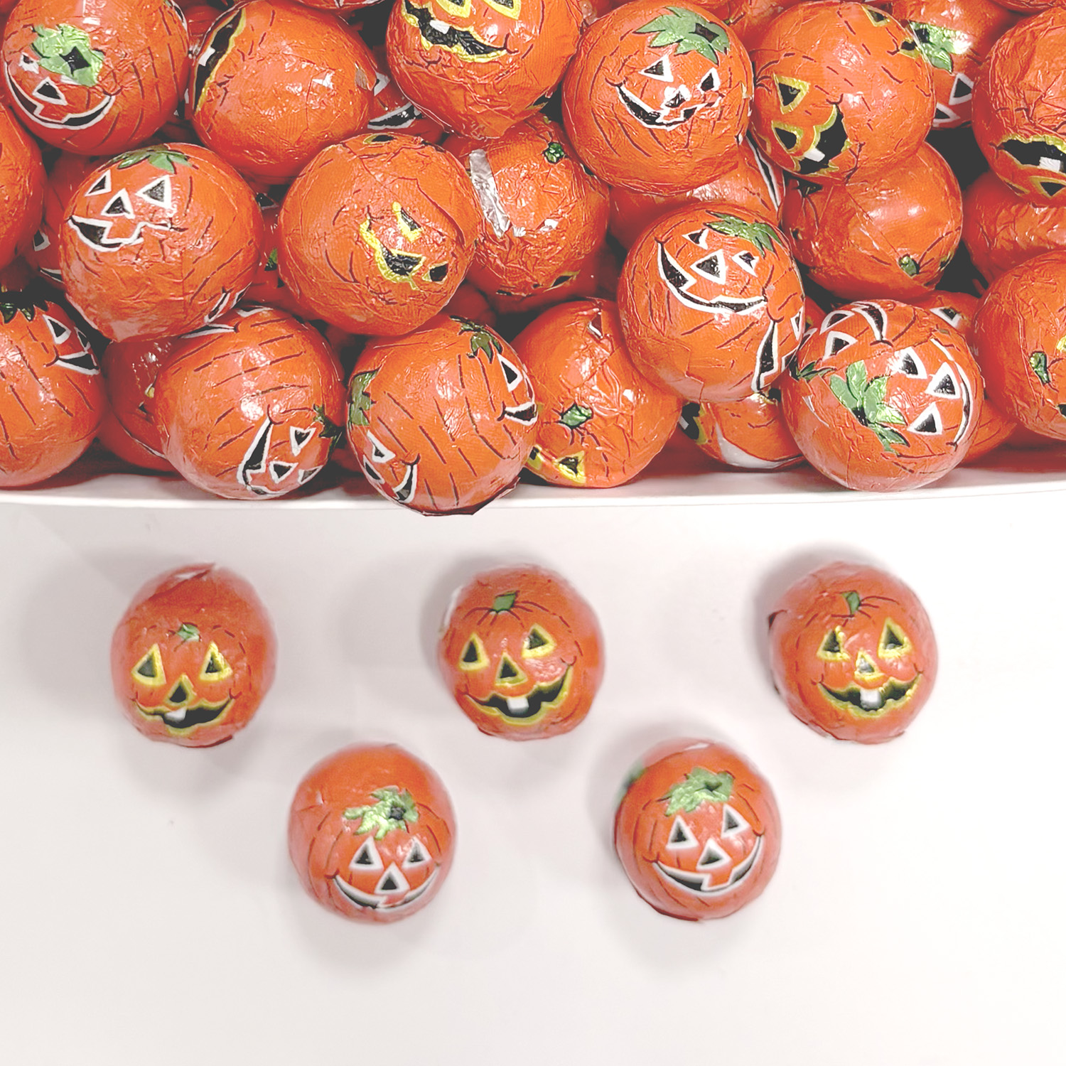 Halloween Crispy Balls