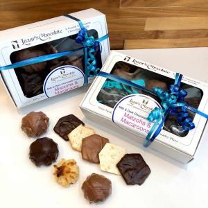 Passover Gift Box - Matzohs and Macaroons